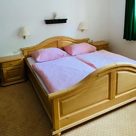 Schneeberger Apartment *